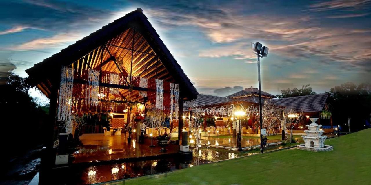 Lamba Celebrations Hotel Nagpur Exterior foto