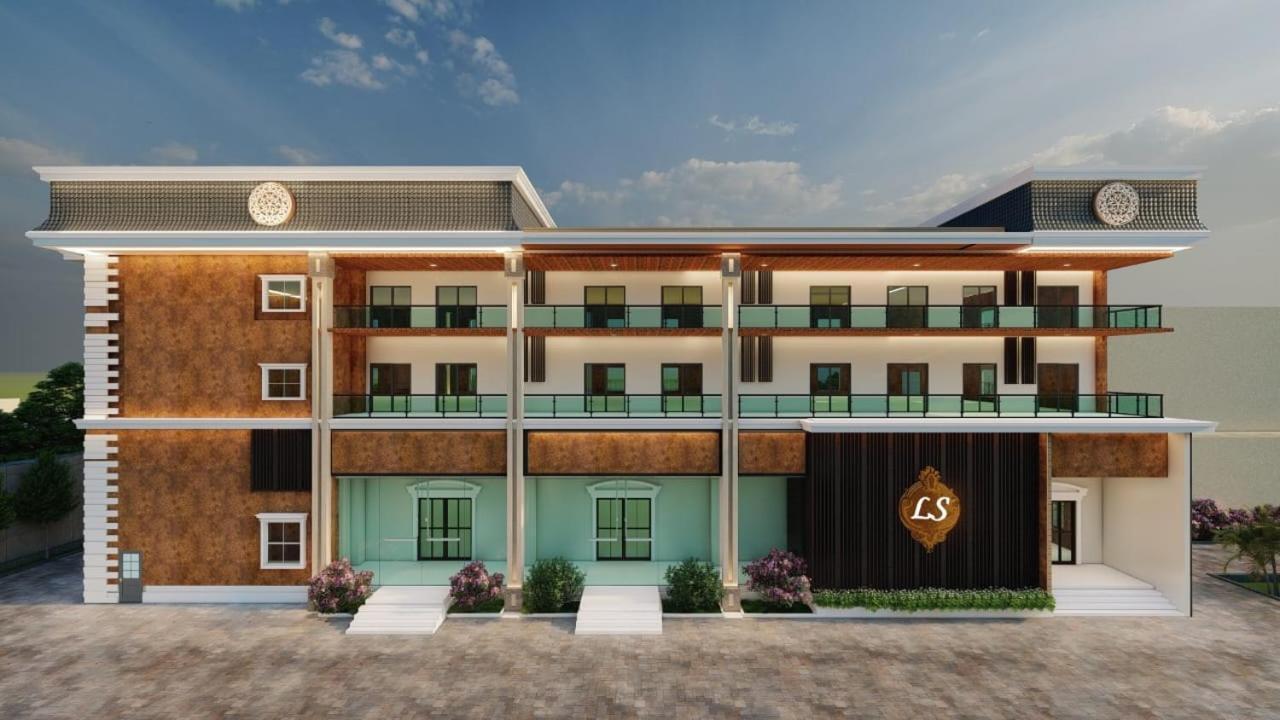 Lamba Celebrations Hotel Nagpur Exterior foto